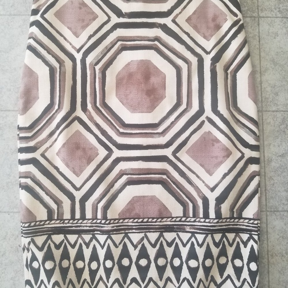 Loft taupe black cream patterned skirt size 4.